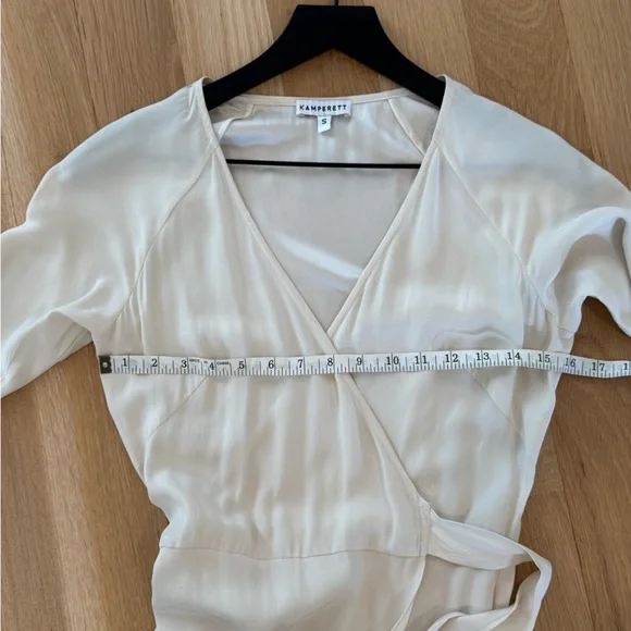 Kamperett Linden Silk Gown size Small GUC - Picture 8 of 13